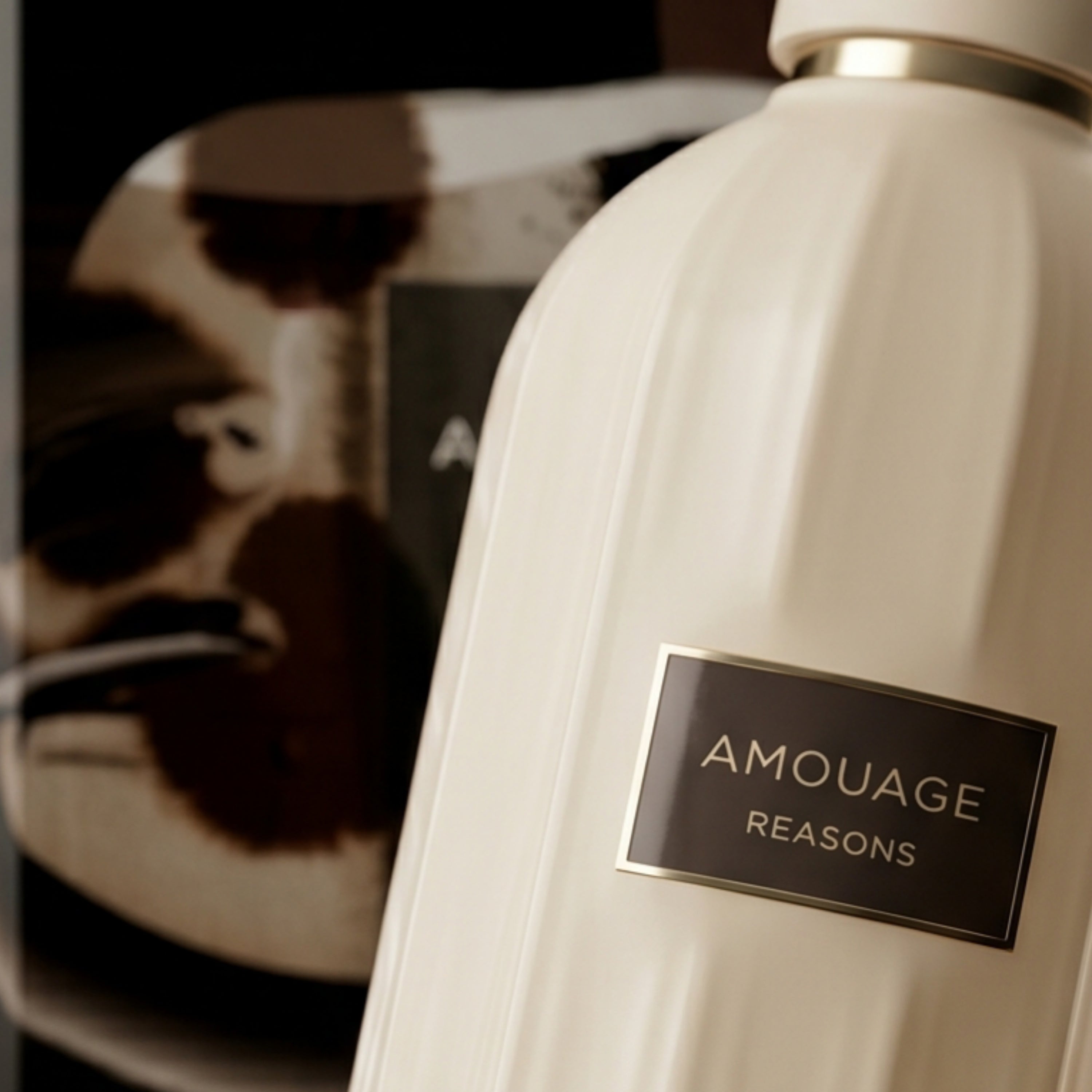 عطر أمواج ريزونز – غموض الشرق ودفء النوتات المخملية